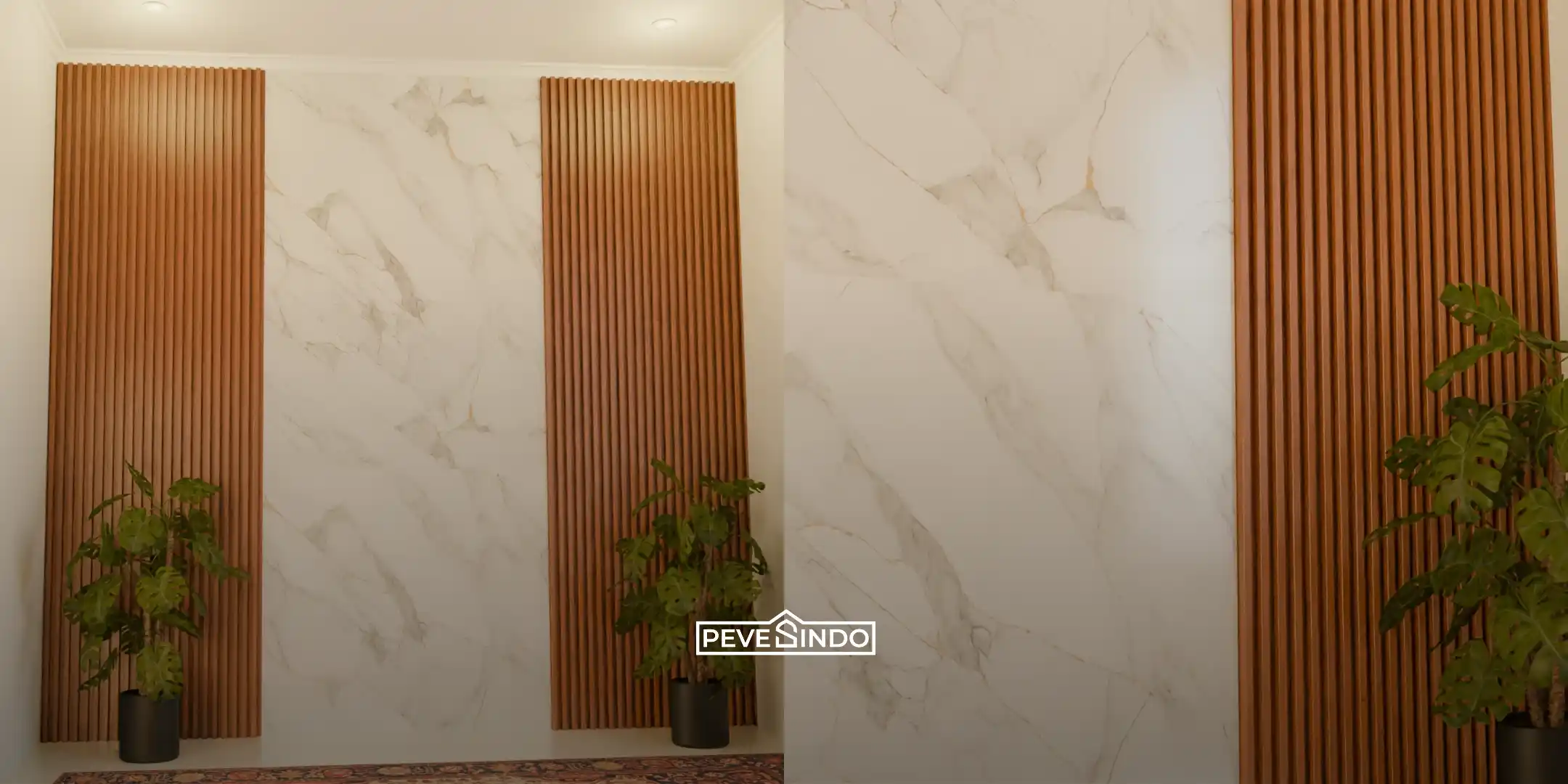 Dekorasi dinding rumah minimalis modern menggunakan perpaduan UV board marmer putih abu-abu dan WPC wallpanel cokelat jati dari Pevesindo yang tahan air serta ramah lingkungan.