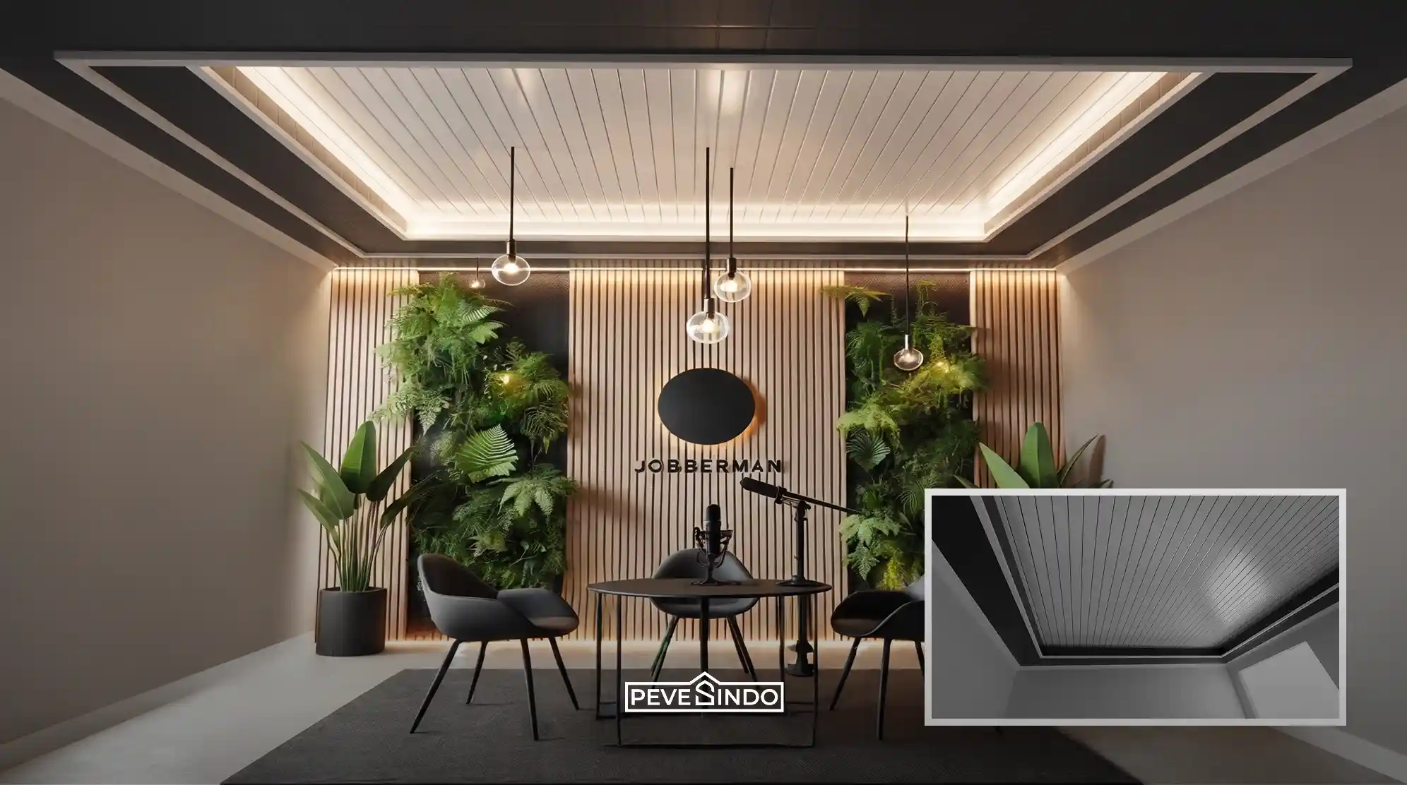Studio podcast modern dengan desain drop ceiling menggunakan plafon PVC putih bergaris memanjang, lis hitam, dan pencahayaan lampu LED tersembunyi dari Pevesindo.